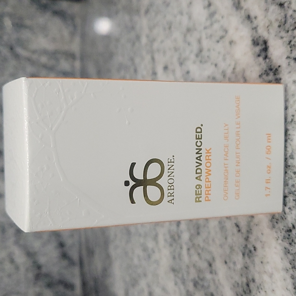 Arbonne Overnight face jelly
